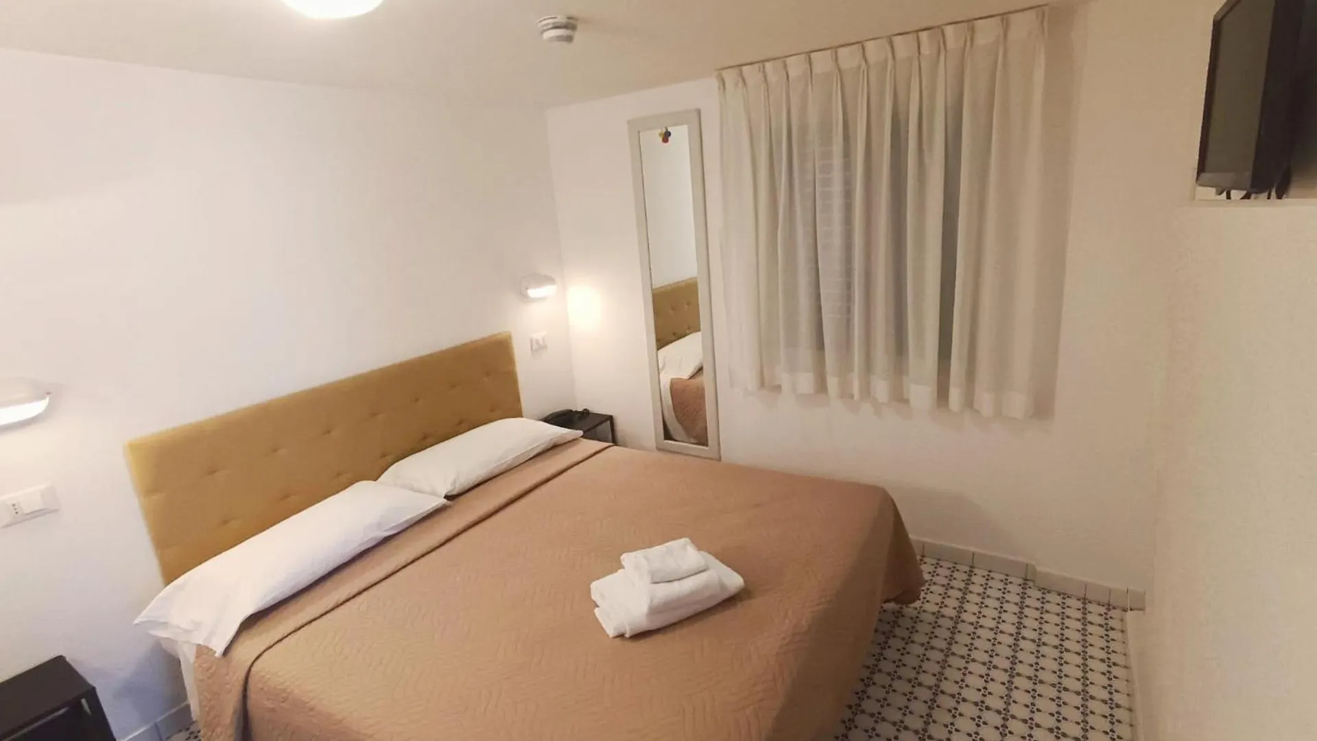 **  Hotel Le Terrazze Riccione Italy